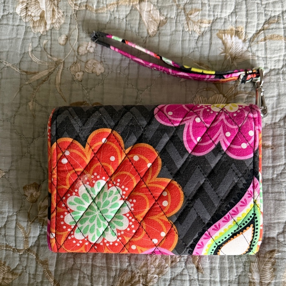Vera Bradley Your Turn Smartphone Wristlet - Ziggy Zinnia - Picture 3 of 4